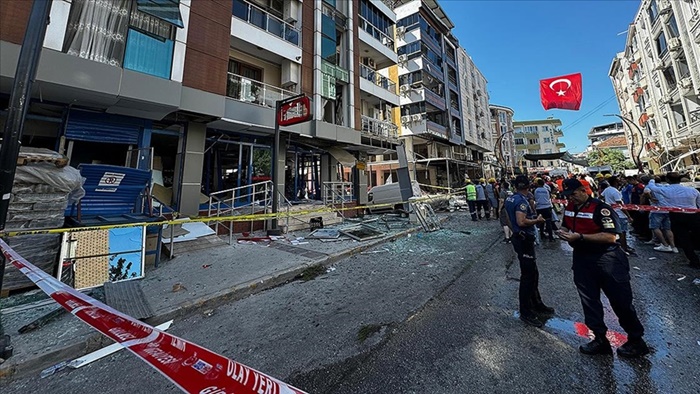 İzmir'de lokantada yaşanan patlamada ölü sayısı 5'e, yaralı sayısı 57'ye yükseldi