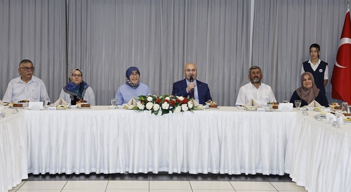 Vali Köşger, Şehit Aileleri Ve Gazilerimizin Onuruna Düzenlenen Yemek Programına Katıldı