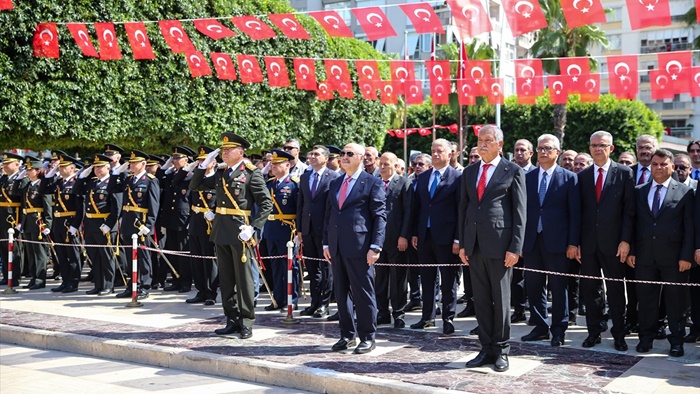 Adana ve çevre illerde Büyük Zafer'in 102. yıl dönümü kutlandı