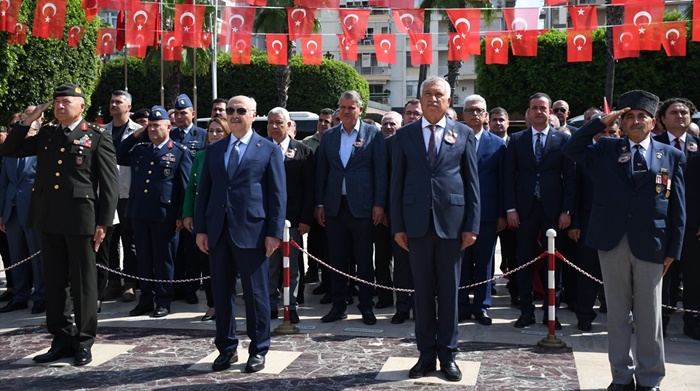 Adana, Mersin, Hatay ve Osmaniye'nin ilçelerinde Gaziler Günü kutlandı