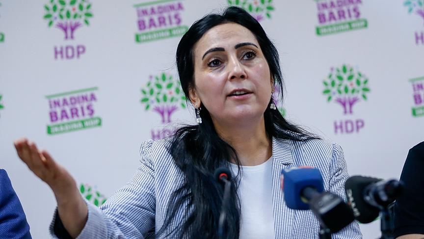 Figen Yüksekdağ'a yurt dışına çıkış yasağı