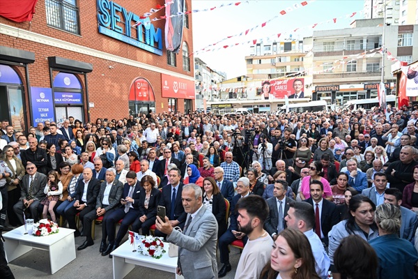 CHP Grup Başkanvekili Başarır, Adana'da kent lokantası açılışına katıldı