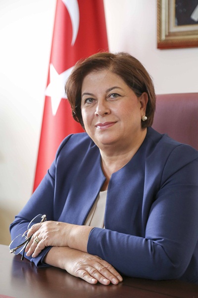 Türkmen’den Öğretmenlere Ücretsiz Ulaşım Teklifi