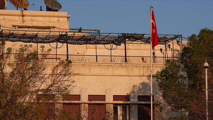 Türkiye'nin Şam Büyükelçiliği 12 yıl aradan sonra faaliyetlerine başladı