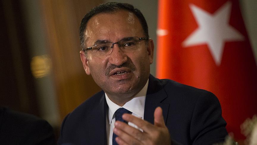 Adalet Bakanı Bozdağ: HDP'li vekiller herkesle aynı muameleye tabi tutulmuştur