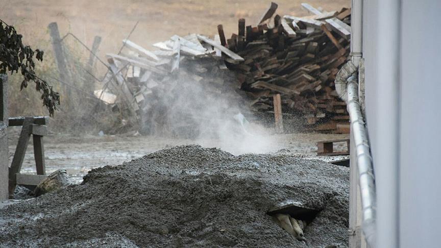 Tekirdağ'da su kuyusundan doğalgaz çıktı