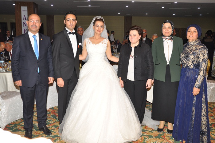 Özdoğan ve Koşar Ailelerinin Mutlu Günü