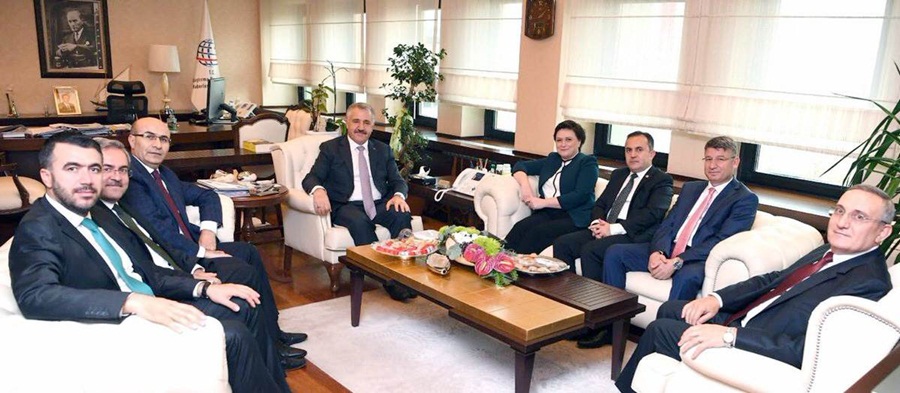 Vali Demirtaş Ve Adana Milletvekillerinden Oluşan Heyet, Ulaştırma, Denizcilik Ve Haberleşme Bakanı Ahmet Arslan’ı Ziyaret Etti