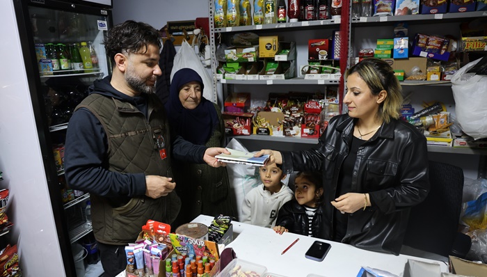 Adanalı hayırsever, mahallenin tüm bakkal borcunu ödedi