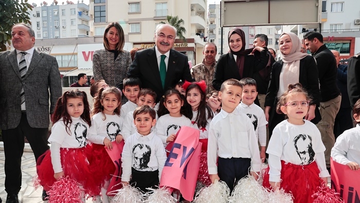 Vali Köşger’den Aile Destek Merkezine Ziyaret