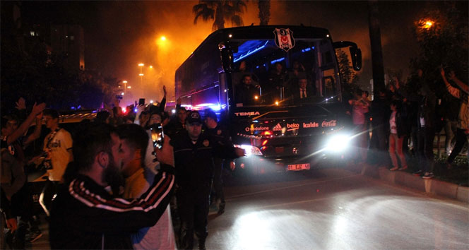Beşiktaş kafilesi Adana’da