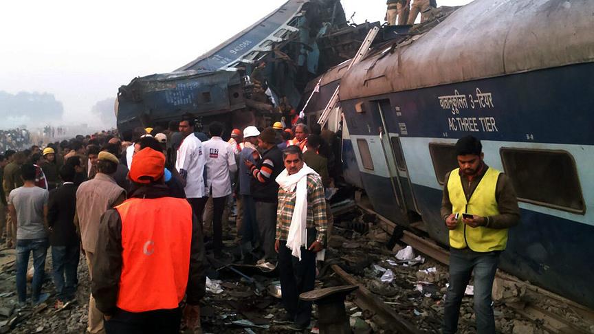 Hindistan'da tren kazası: 90 ölü, 150 yaralı