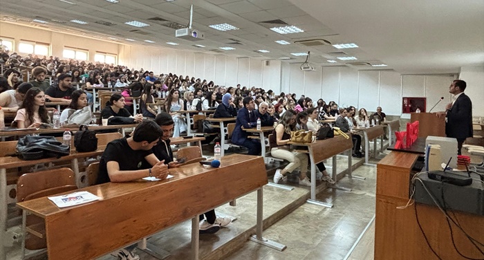 Adana'da "Bağımlılığı Yen, Hayatı Yeniden Kazan" etkinliği düzenlendi
