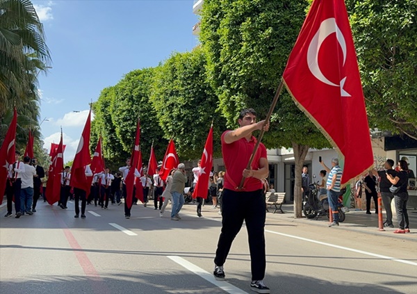 Adana ve çevre illerde 19 Mayıs Atatürk'ü Anma, Gençlik ve Spor Bayramı kutlandı