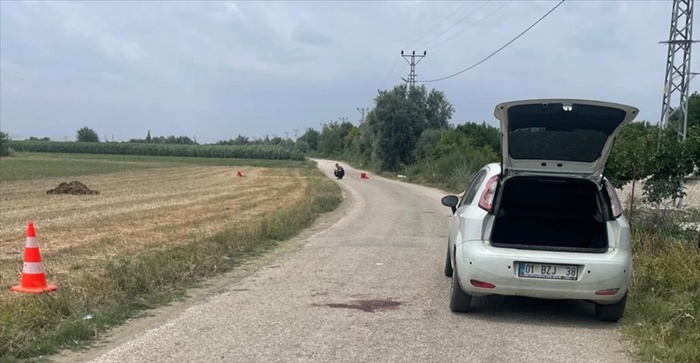 Adana'da trafikte çıkan kavgada 3 kişi silahla yaralandı