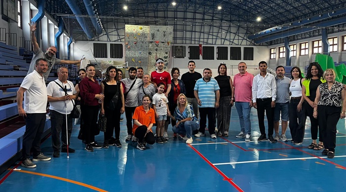 Biz De Varız Destekleme Derneği’nden Osman Alıcı Anısına Anlamlı Etkinlik