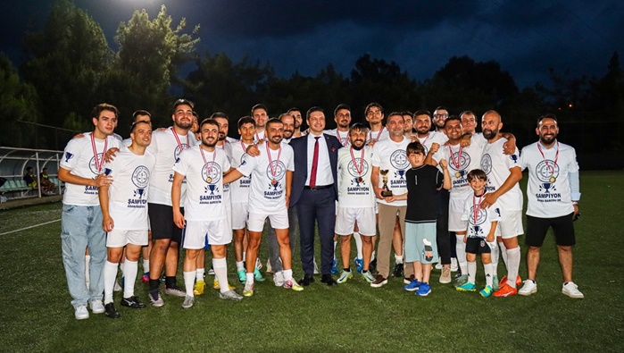 Adana Barosu Spor Kulübü futbol turnuvasında şampiyon oldu