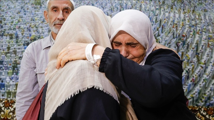 25 yıldır konuşmayan iki komşu Mekke'de barıştı
