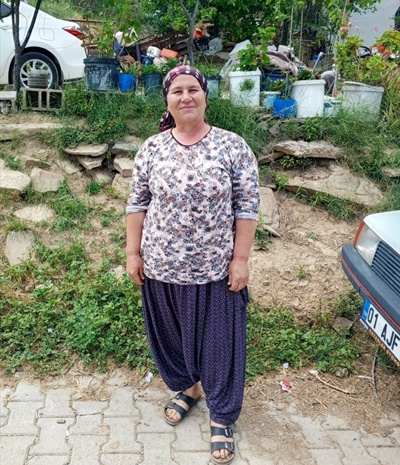 Vefat eden kocasının yerine muhtar seçildi