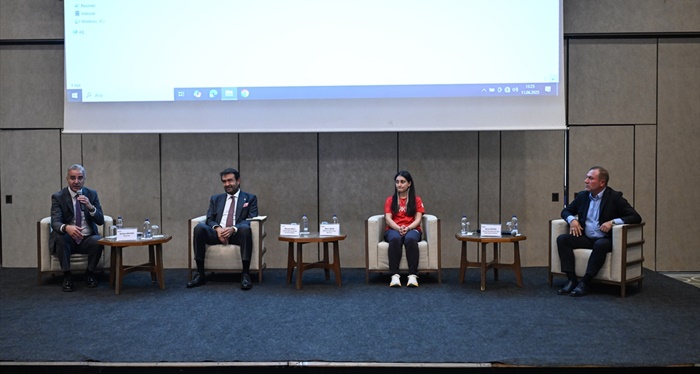 "Sessiz Devrim Paralimpik Yolculuk Konferansı" düzenlendi
