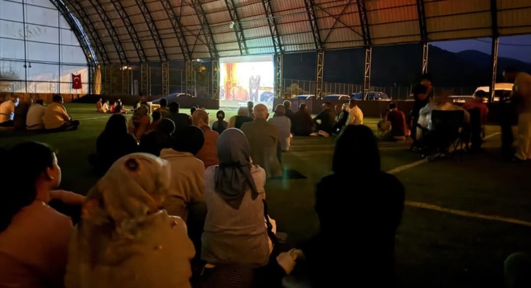 Saimbeyli'de sinema etkinliği düzenlendi