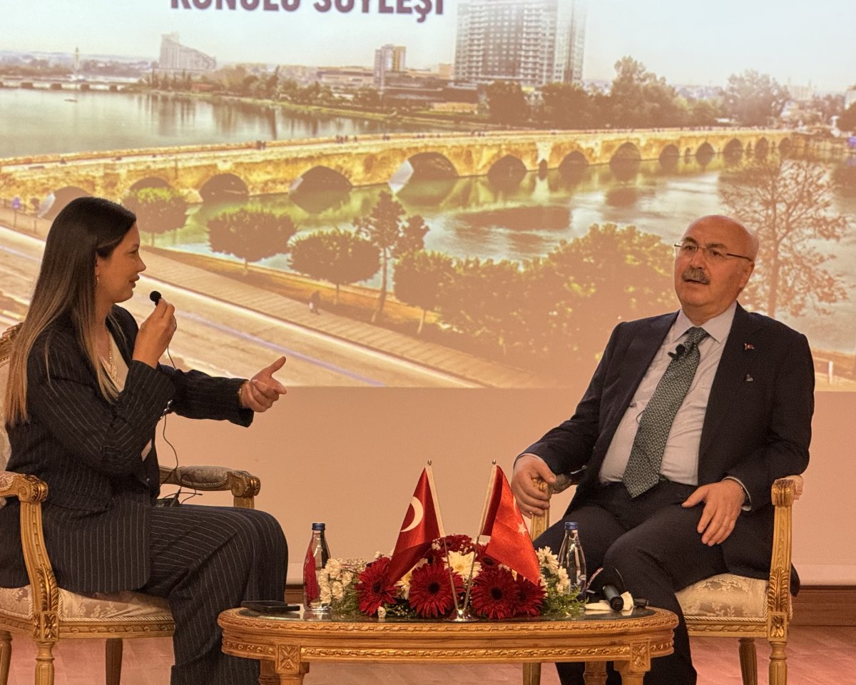 Vali Köşger ve Gazeteci Fulya Öztürk, Marka Şehir Adana'nın İmajını konuşuyor