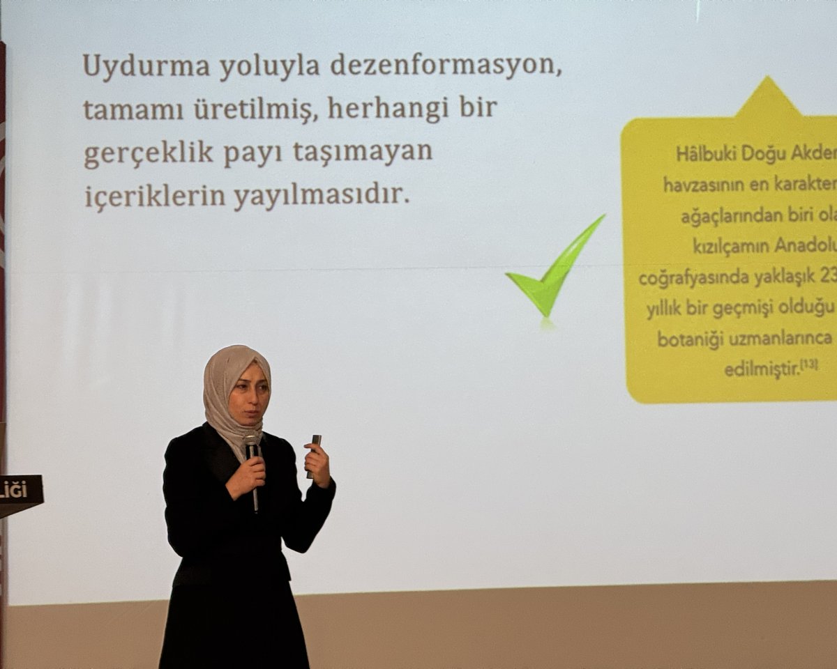 Dr. Ümmühan Yücel: "Dezenformasyonla topyekûn bir mücadeleyle ancak başarı sağlanabilir"