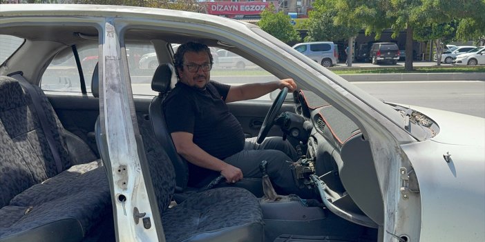 Adana'da park halindeki otomobilin kapılarını çalan zanlı tutuklandı