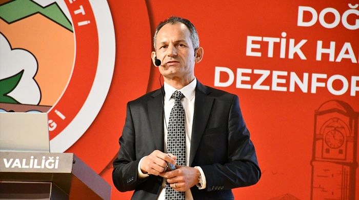 Adana'da "Yerel ve Bölgesel Kalkınmaya Yerel Basının Etkisi" semineri düzenlendi