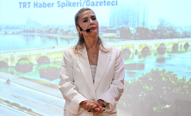 TRT Haber Spikeri Balkaç: "Gerçek tektir ve onu doğru şekilde kim anlatıyorsa ayakta kalır."