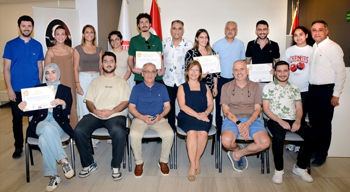 Adana'da diş hekimlerine "Temel İmplant Eğitimi" verildi