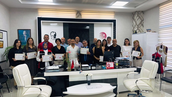 Çukurova İlçe Tarım Müdürlüğü personeline başarı belgeleri takdim edildi