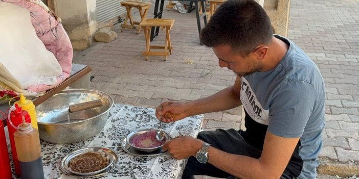 Dağdan kar getirip tatlandırdı, tabağını 50 TL’den satmaya başladı