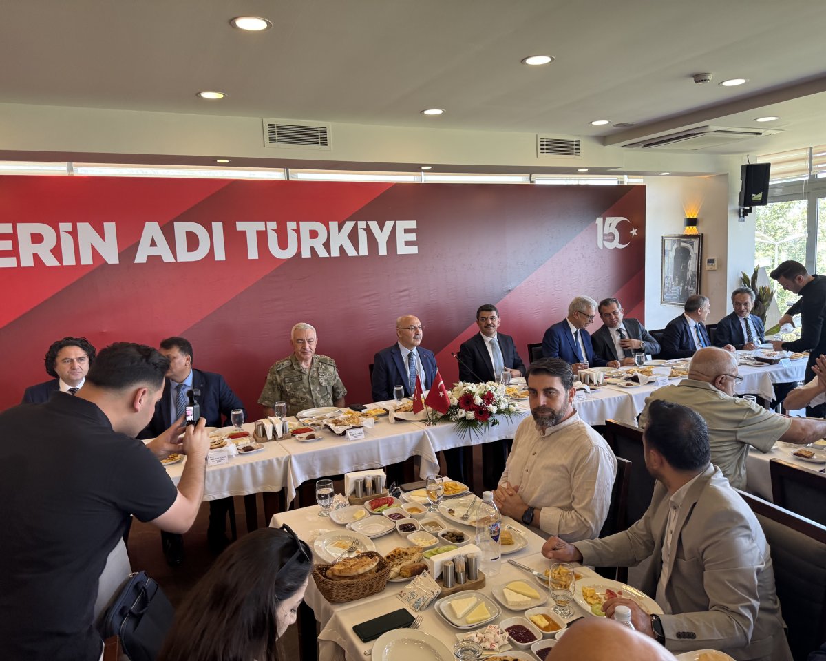 Adana’da 15 Temmuz Demokrasi ve Milli Birlik Günü’ne Yönelik Toplantı Başladı