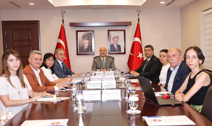 Karataş Sahil Düzenleme Projesi Vali Köşger Başkanlığında Değerlendirildi