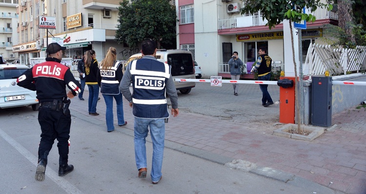 Adana'da masaj salonlarına 200 polisle uygulama
