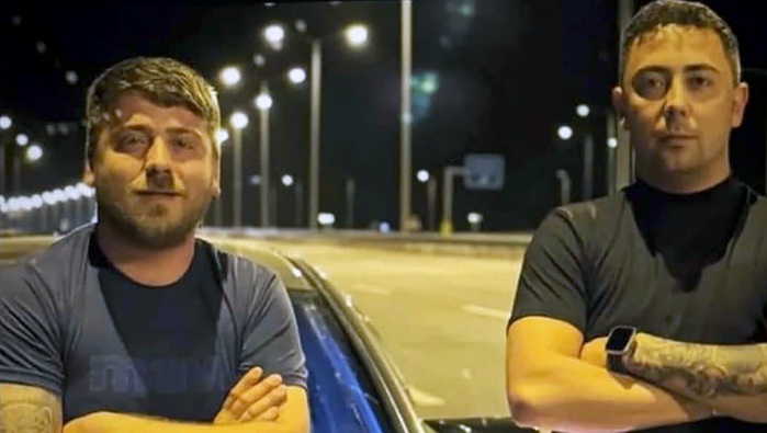 Adana'da ağaca çarpan motosikletteki 2 kardeş hayatını kaybetti
