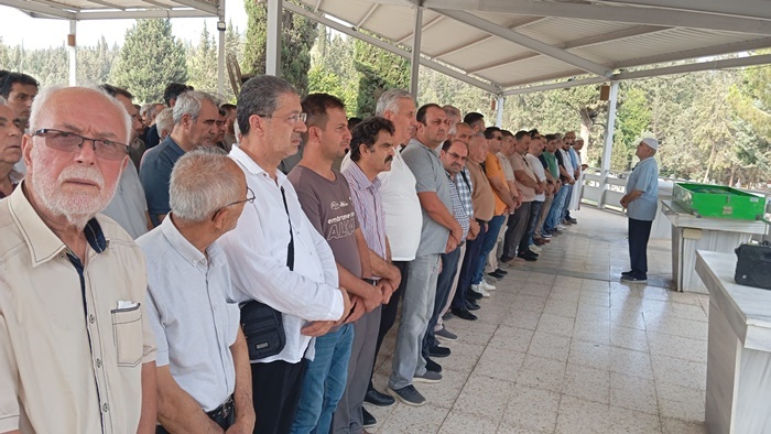 Hacı Galip Avşar Dualarla Toprağa Verildi
