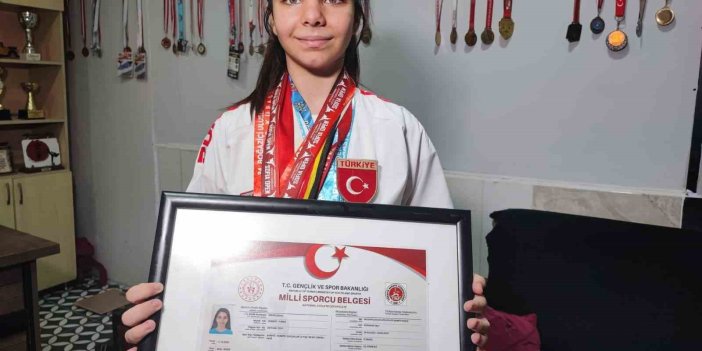 14 yaşında 150’den fazla madalyası var