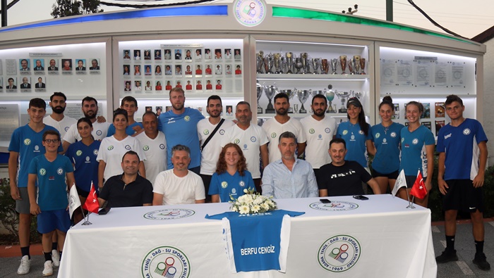 Milli Tenisçi Berfu Cengiz de “ATDSK” dedi