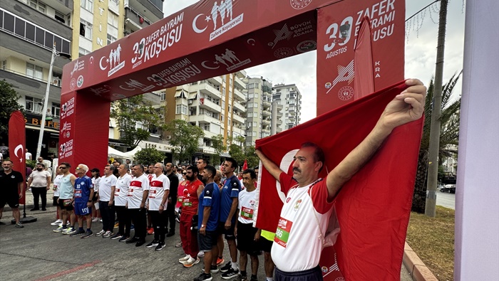 Adana'da 30 Ağustos Zafer Bayramı Koşusu yapıldı