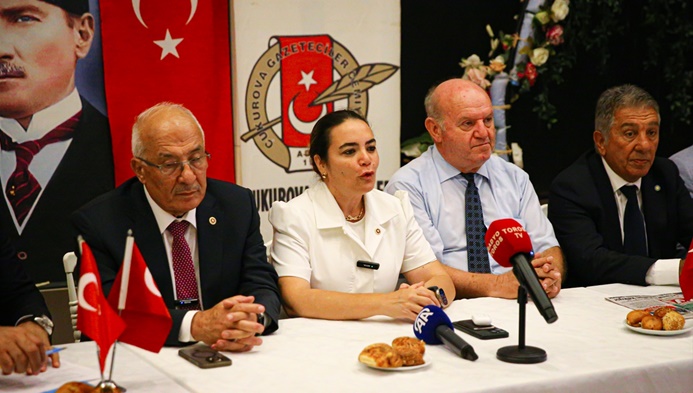 İYİ Parti Genel Başkan Yardımcısı Taş, Adana'da basın mensuplarıyla bir araya geldi