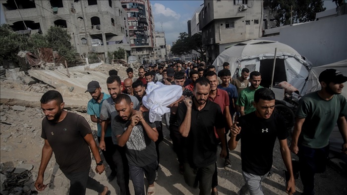 İsrail'in Gazze'ye saldırılarında can kaybı son 24 saatte 38 artarak 64 bin 756'ya çıktı