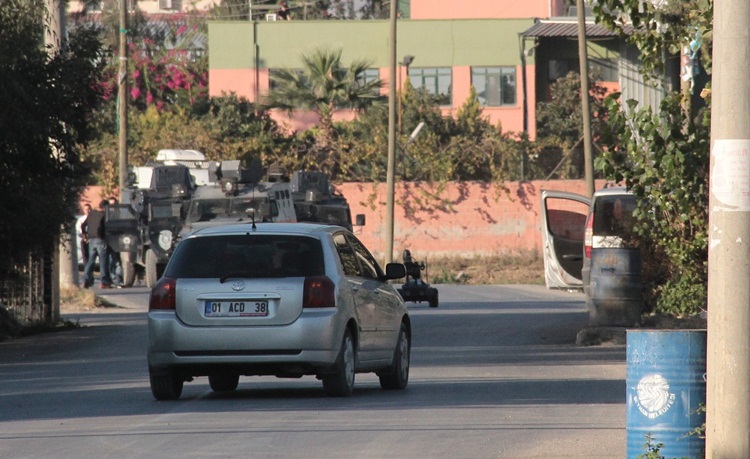 Bombalı aracın sürücüsü ölü ele geçirildi 