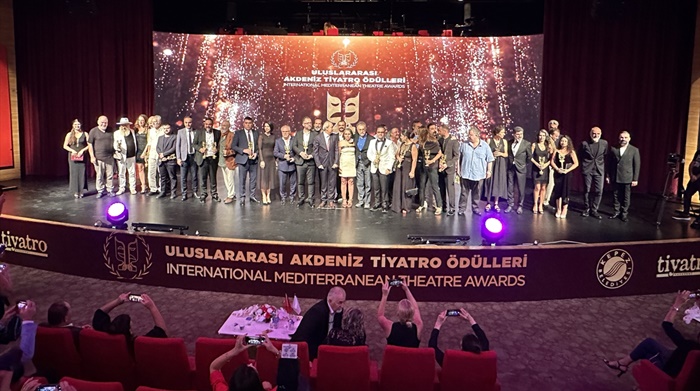 Antalya'da "Uluslararası Akdeniz Tiyatro Ödülleri" sahiplerini buldu