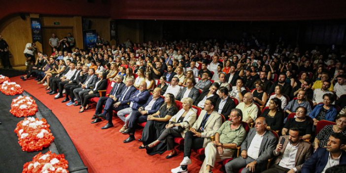 32. Uluslararası Adana Altın Koza Film Festivali'nde "Onur Ödülleri" törenle verildi