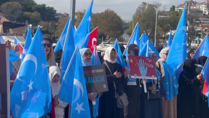 İstanbul'da Çin'in Uygur Türklerine karşı uyguladığı politikalar protesto edildi