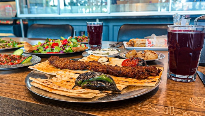 Adanalı kebapçılar 9. Uluslararası Adana Lezzet Festivali'ne hazır