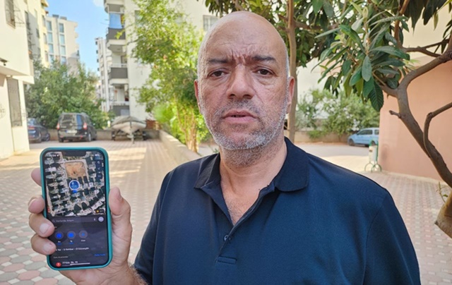 Dedektif gibi iz sürdü, çalınan telefonunun yerini 15 ay sonra buldu