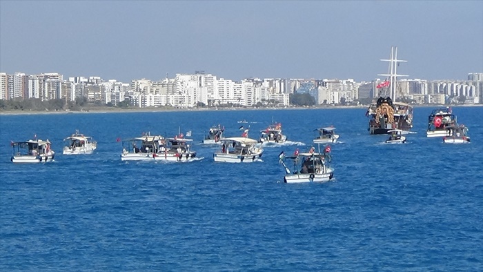 Mersin ve Hatay'da Küresel Sumud Filosu'na destek etkinlikleri düzenlendi